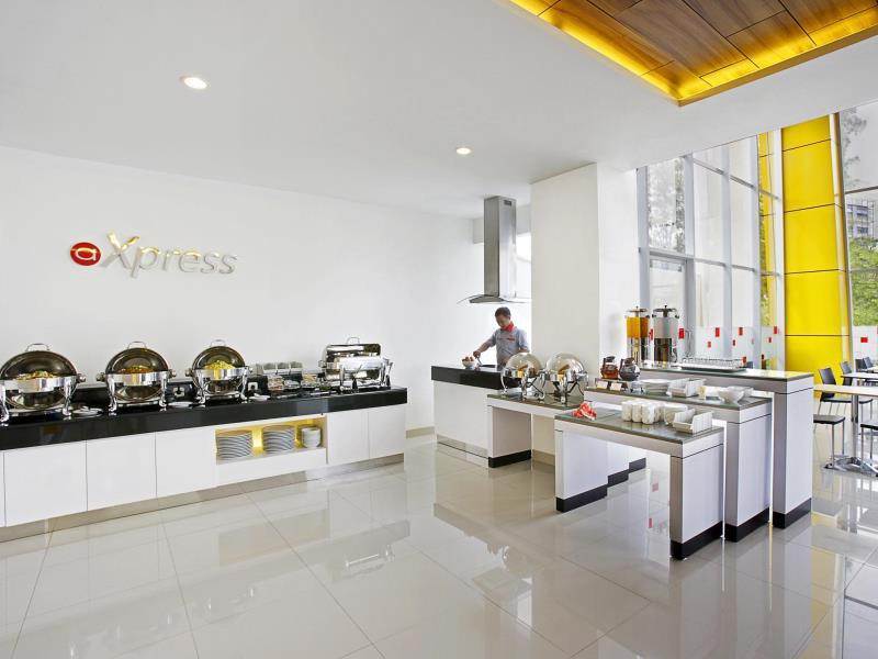 Amaris Hotel Dr. Susilo Grogol Jakarta Exterior photo